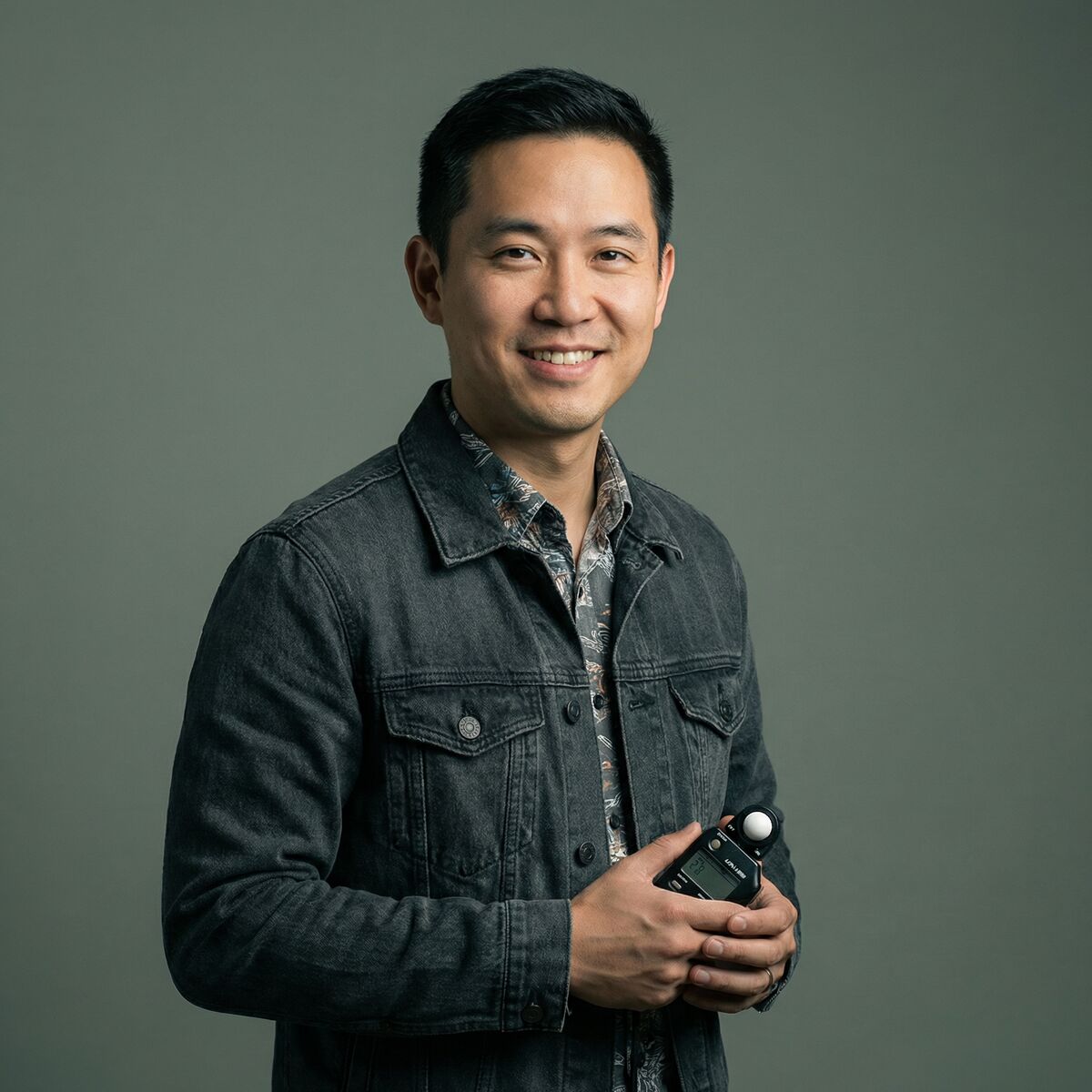 黄色仓库首席摄影王子豪